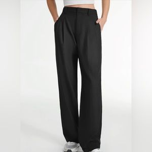 Airstream Straight Leg Pants, Slouchy teeny trousers, Size M, high-waisted!